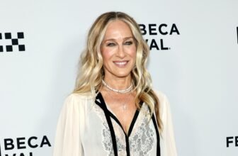 We Found Sarah Jessica Parker’s Drugstore Lip Gloss on Sale for Prime Day
