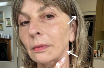 I’m Pro-Ageing But My Neck Hasn’t Had The Memo (+ a v. good ZIIP Halo Offer & Discount) #ad